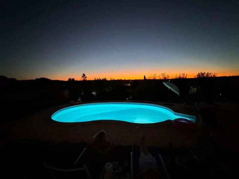 Pôr-do-sol Villa São Pedro do Corval Extérieur photo